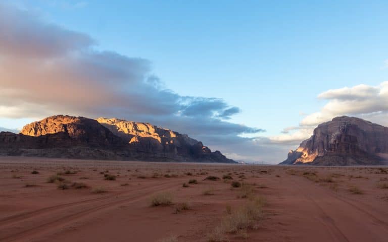 desert view shortly before the sunset